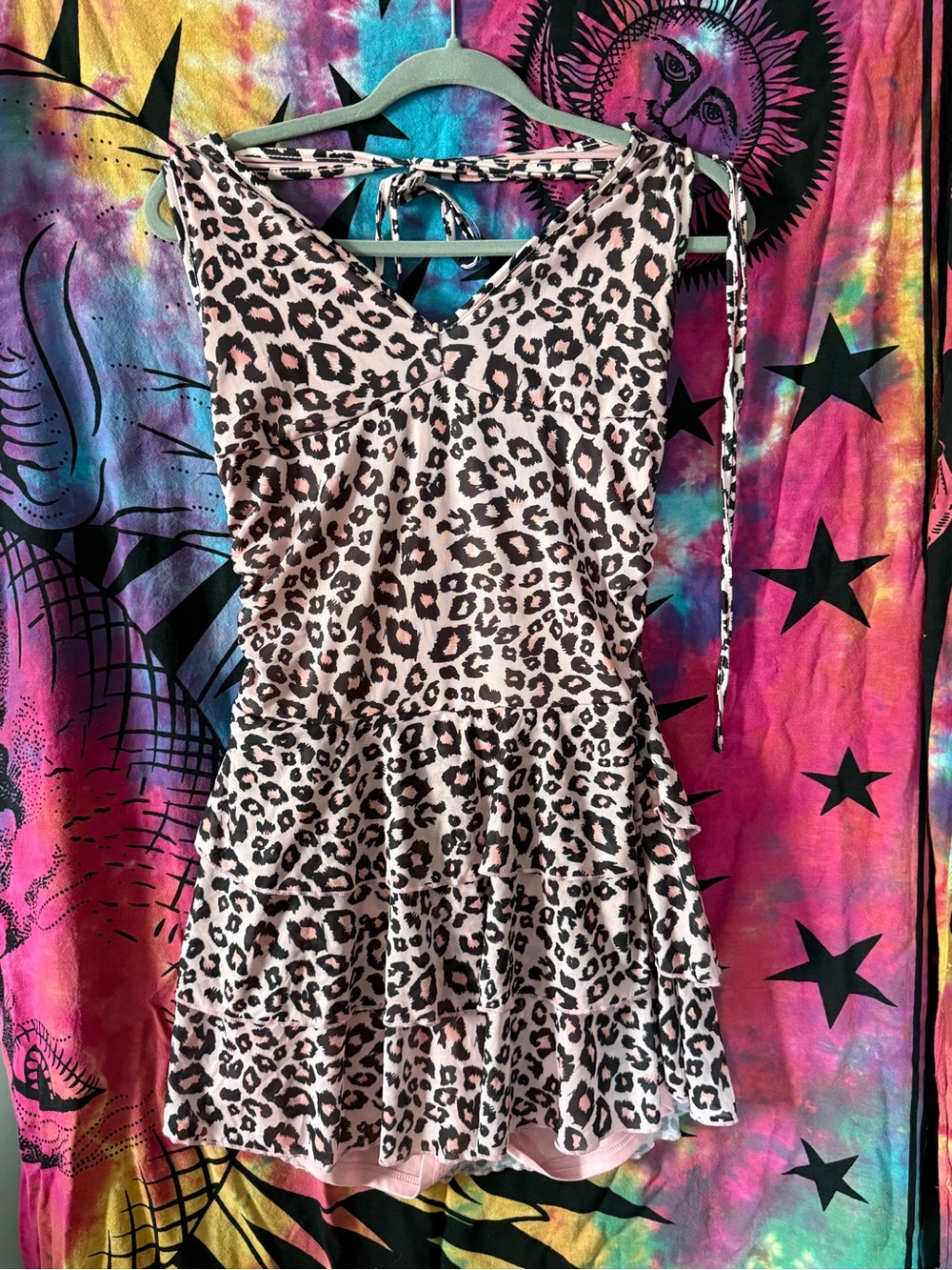 Amazon Essentials Girls' Leopard Print Ruffle Dress - Pink and Black